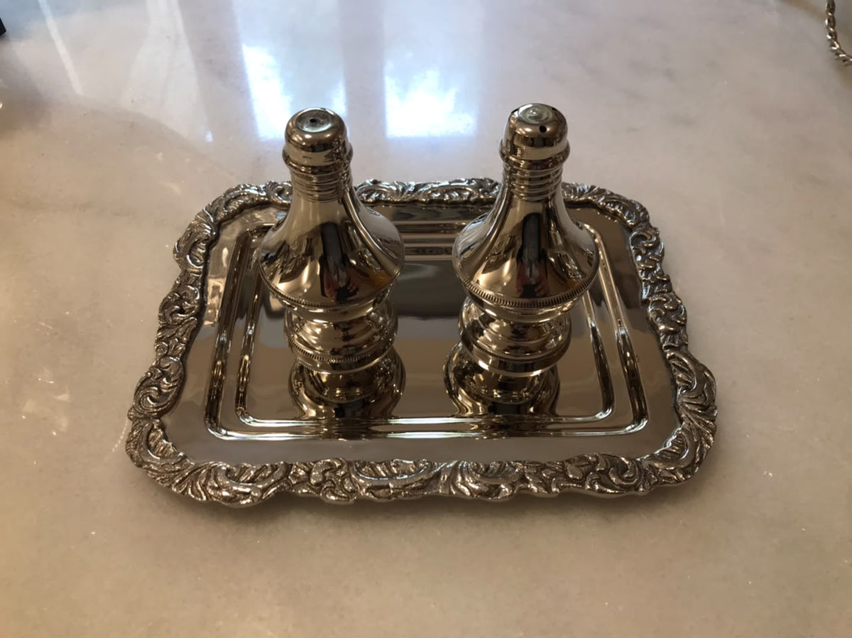 Salt & Pepper Duo with Tray