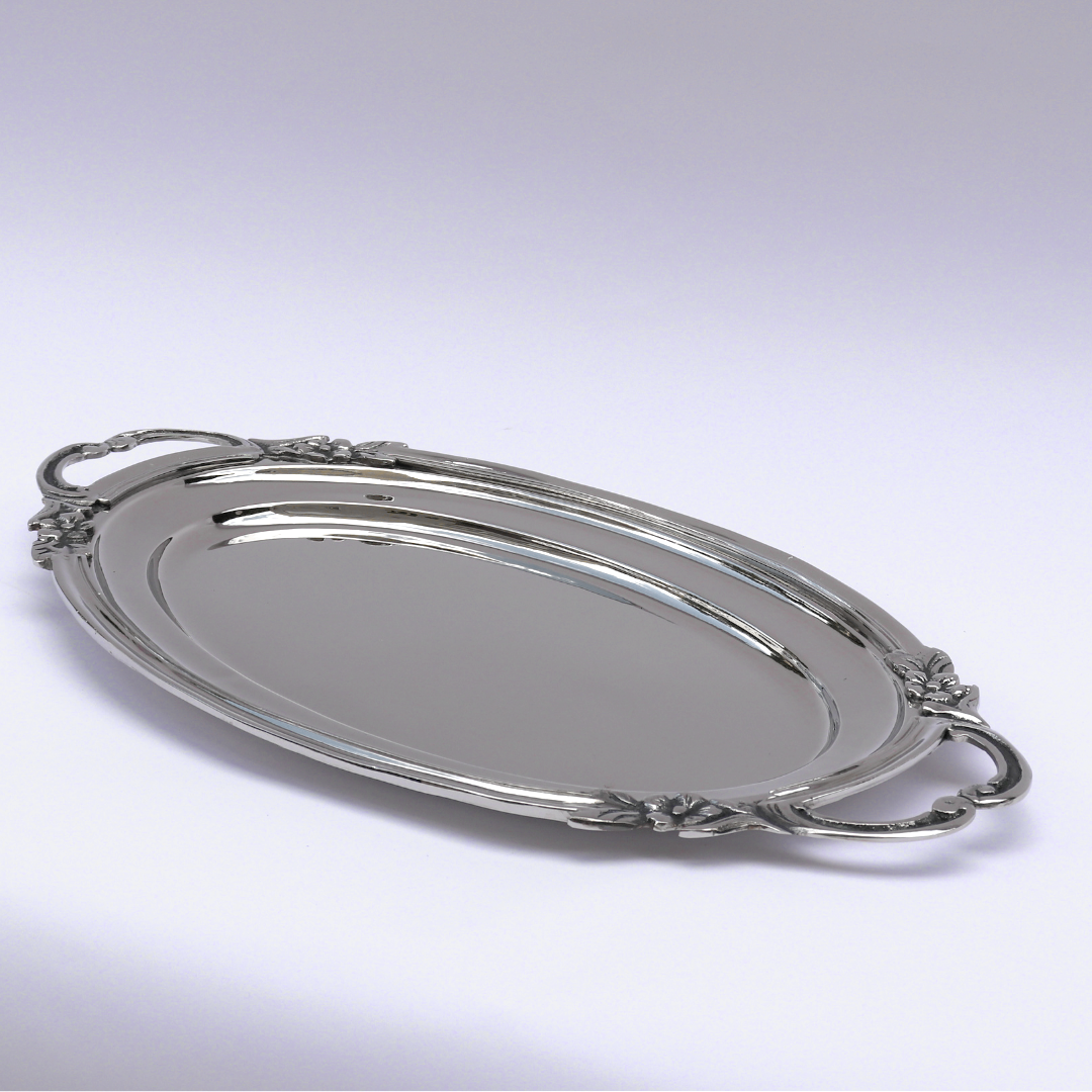 Oval Service With Hands - Simple Royal