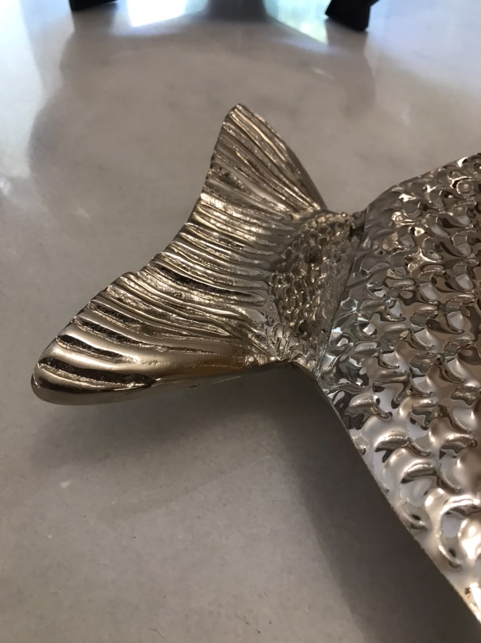 Oval Fish Scale Porcelain